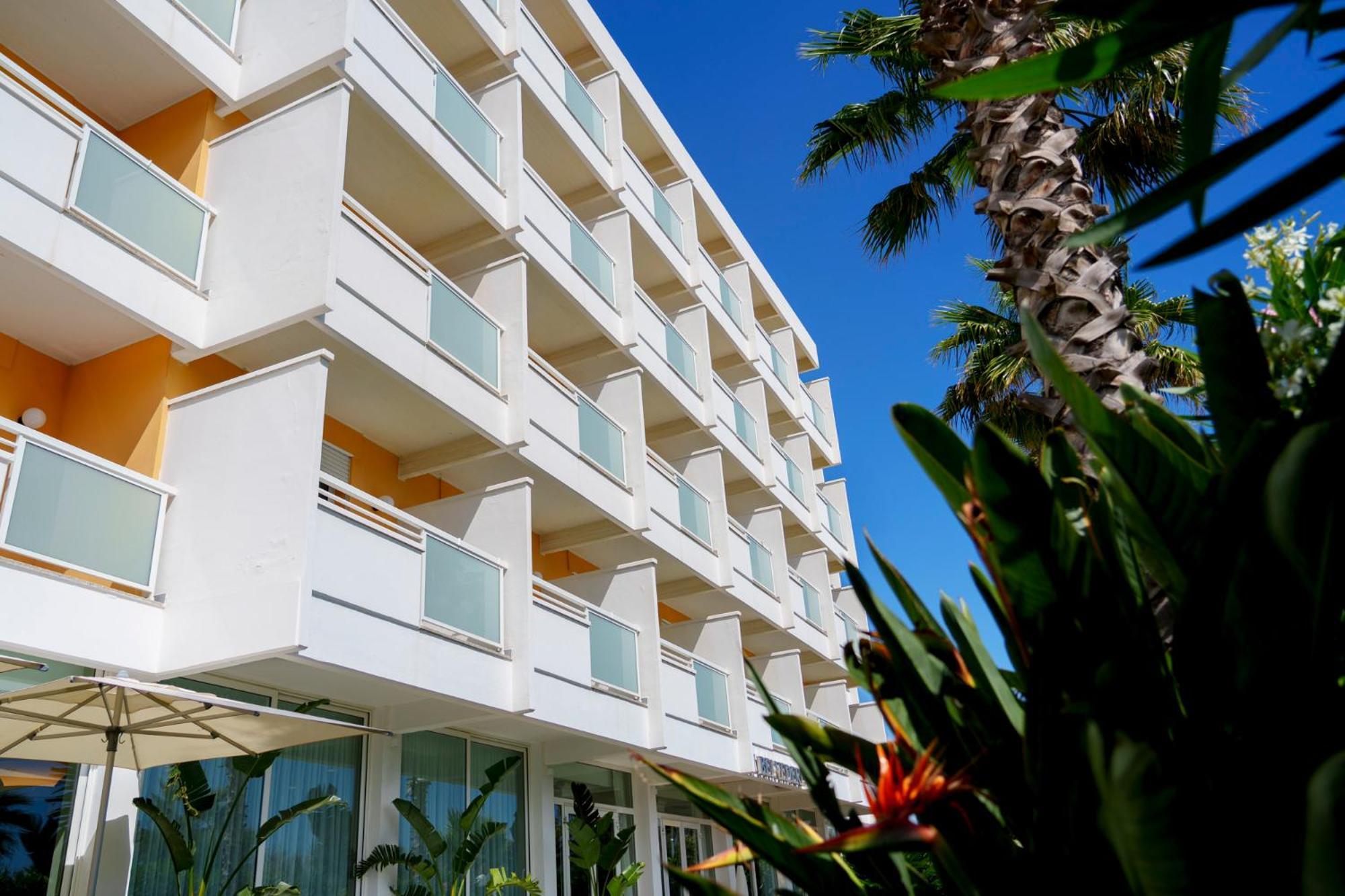 Hotel Belvedere Martinsicuro Exterior photo